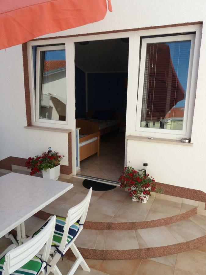 Apartmani Nina Crikvenica Exterior foto